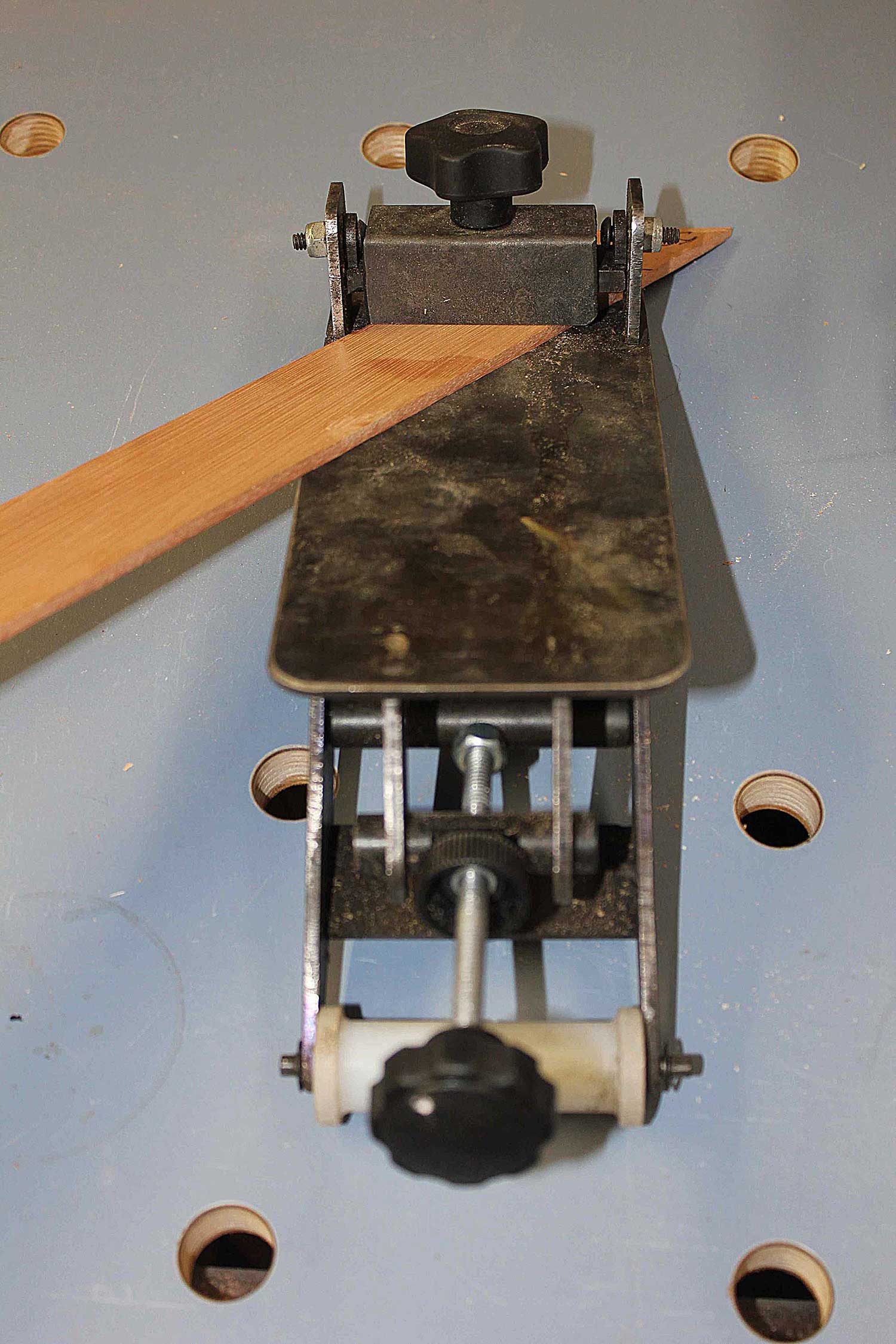 skew-chisel-sharpening-jig